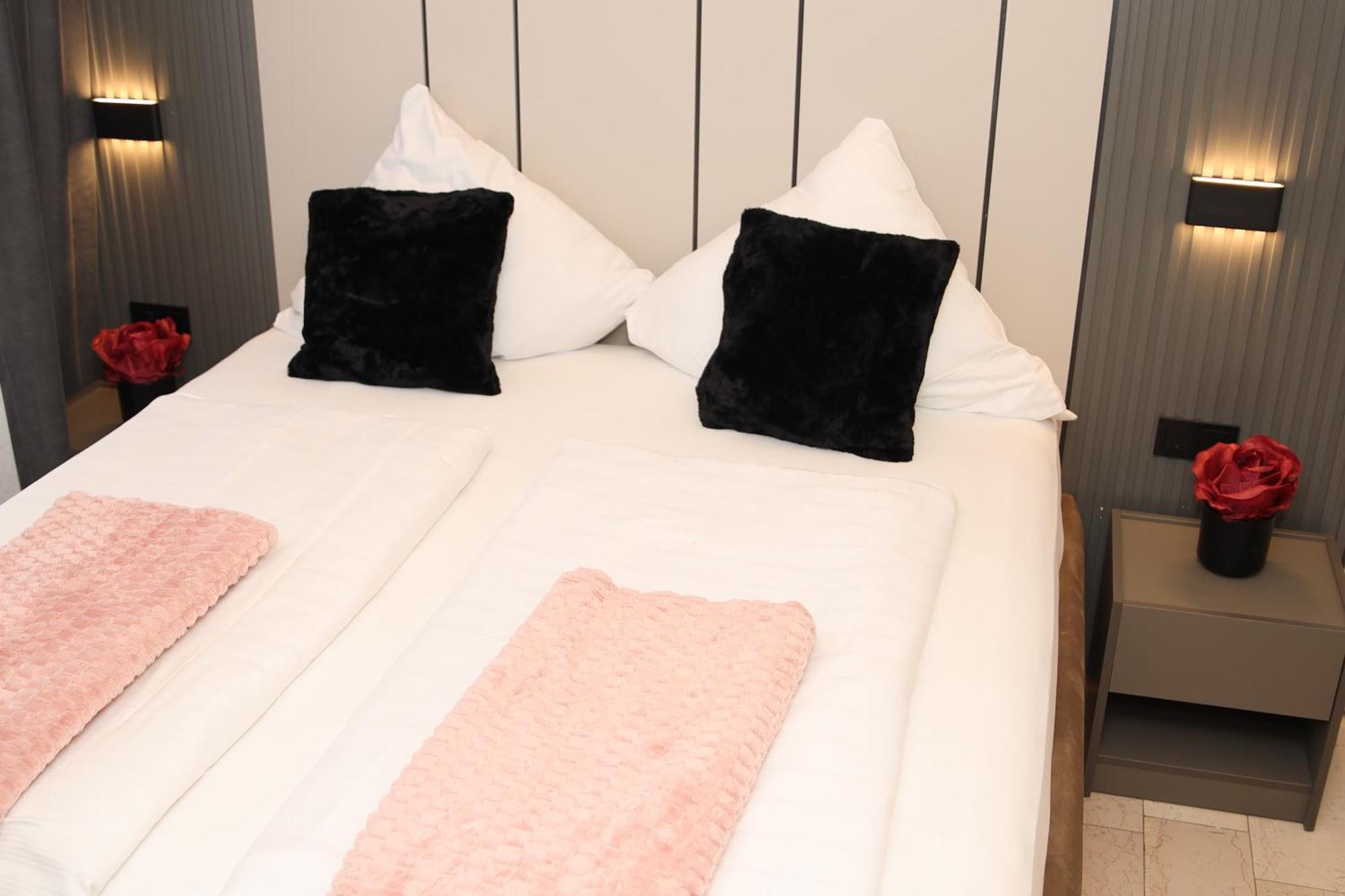 באד זאלצפלן Hotel Hafez מראה חיצוני תמונה