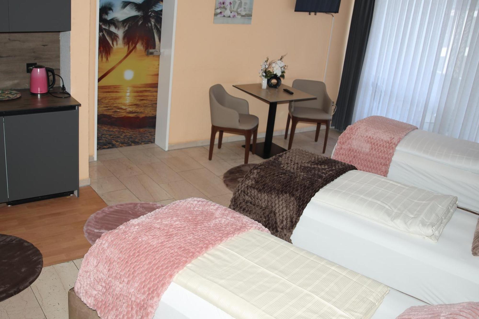 באד זאלצפלן Hotel Hafez מראה חיצוני תמונה