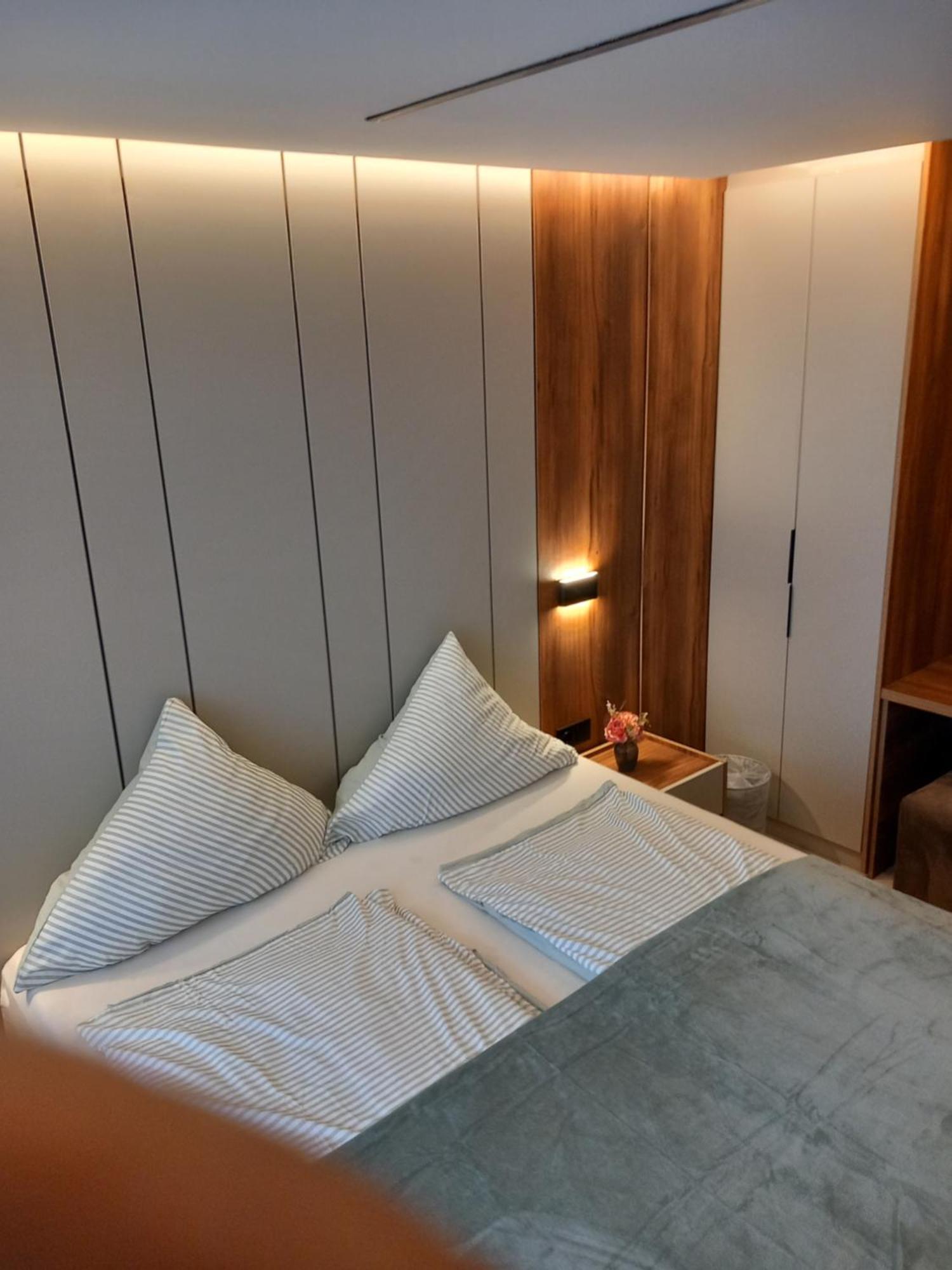 באד זאלצפלן Hotel Hafez מראה חיצוני תמונה