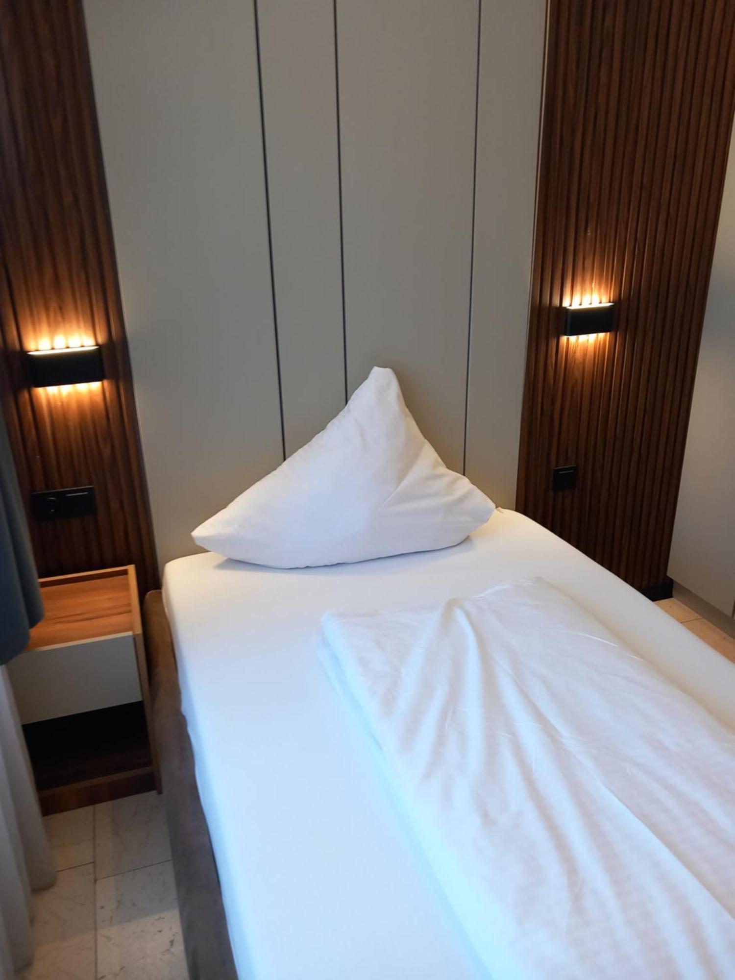 באד זאלצפלן Hotel Hafez מראה חיצוני תמונה