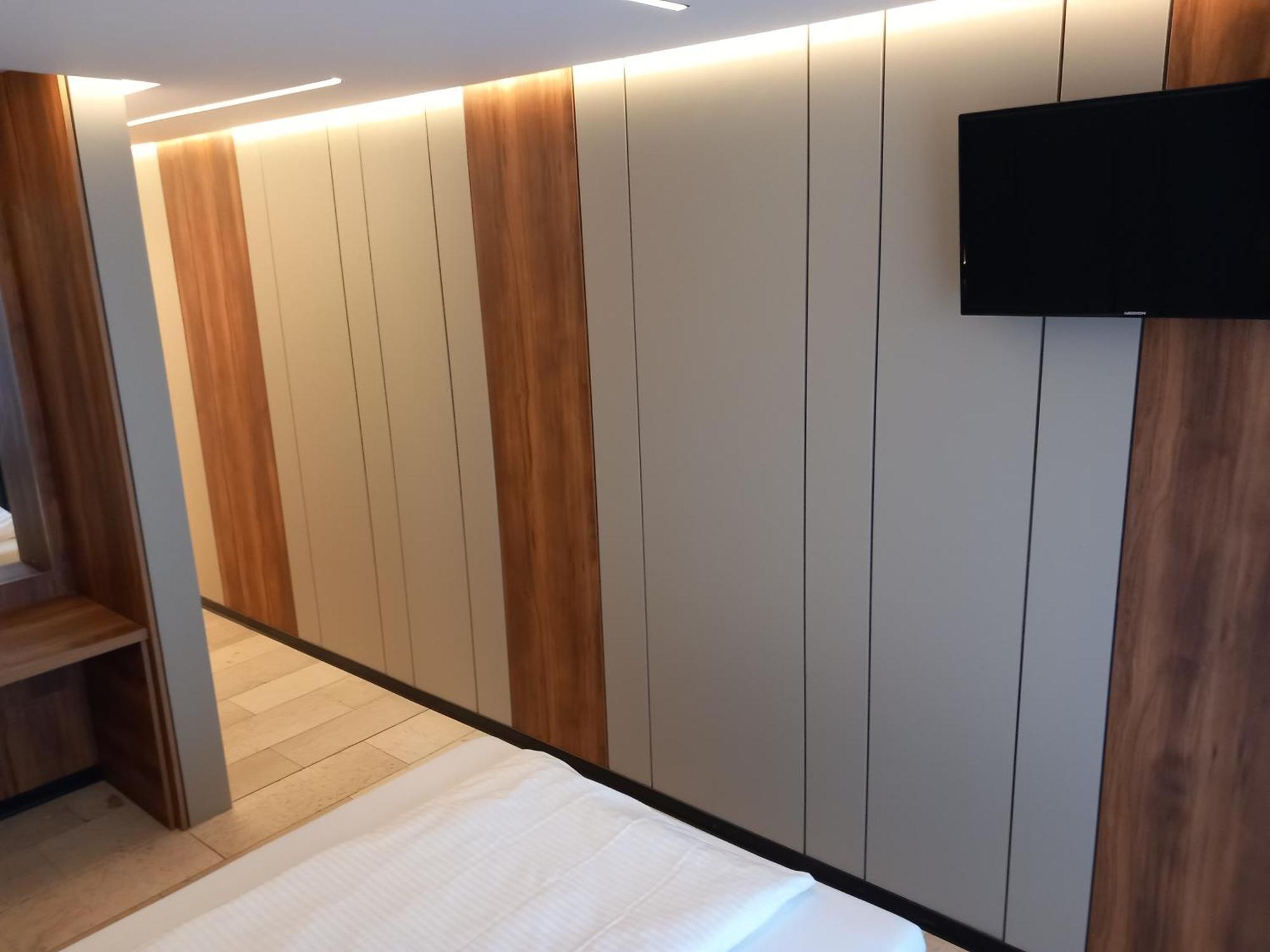 באד זאלצפלן Hotel Hafez מראה חיצוני תמונה