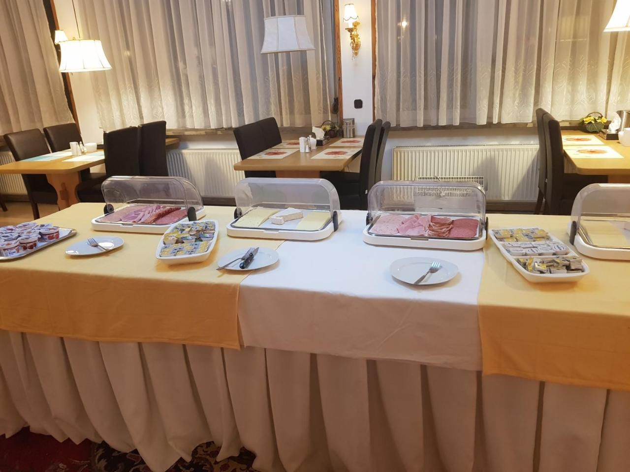 באד זאלצפלן Hotel Hafez מראה חיצוני תמונה