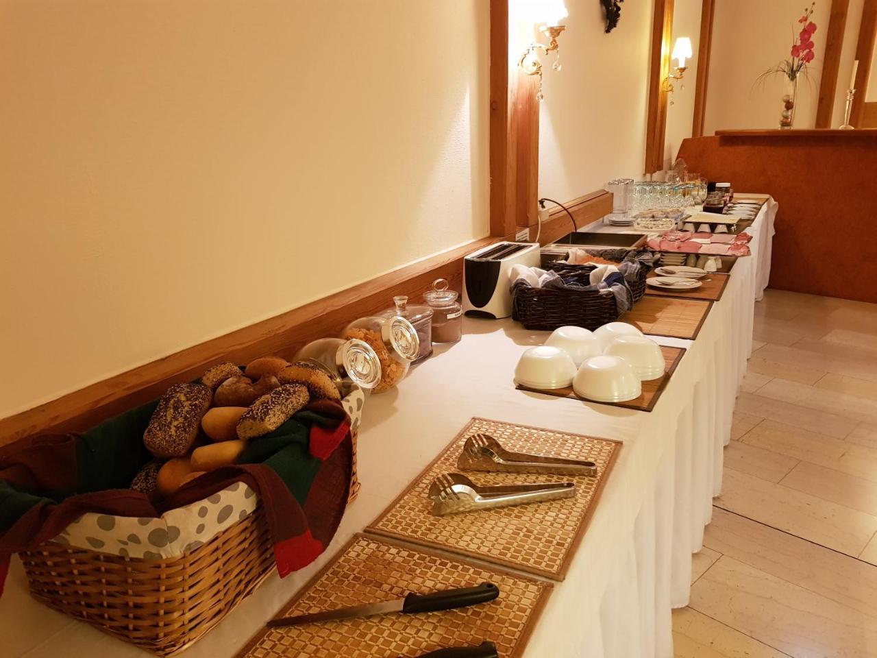 באד זאלצפלן Hotel Hafez מראה חיצוני תמונה
